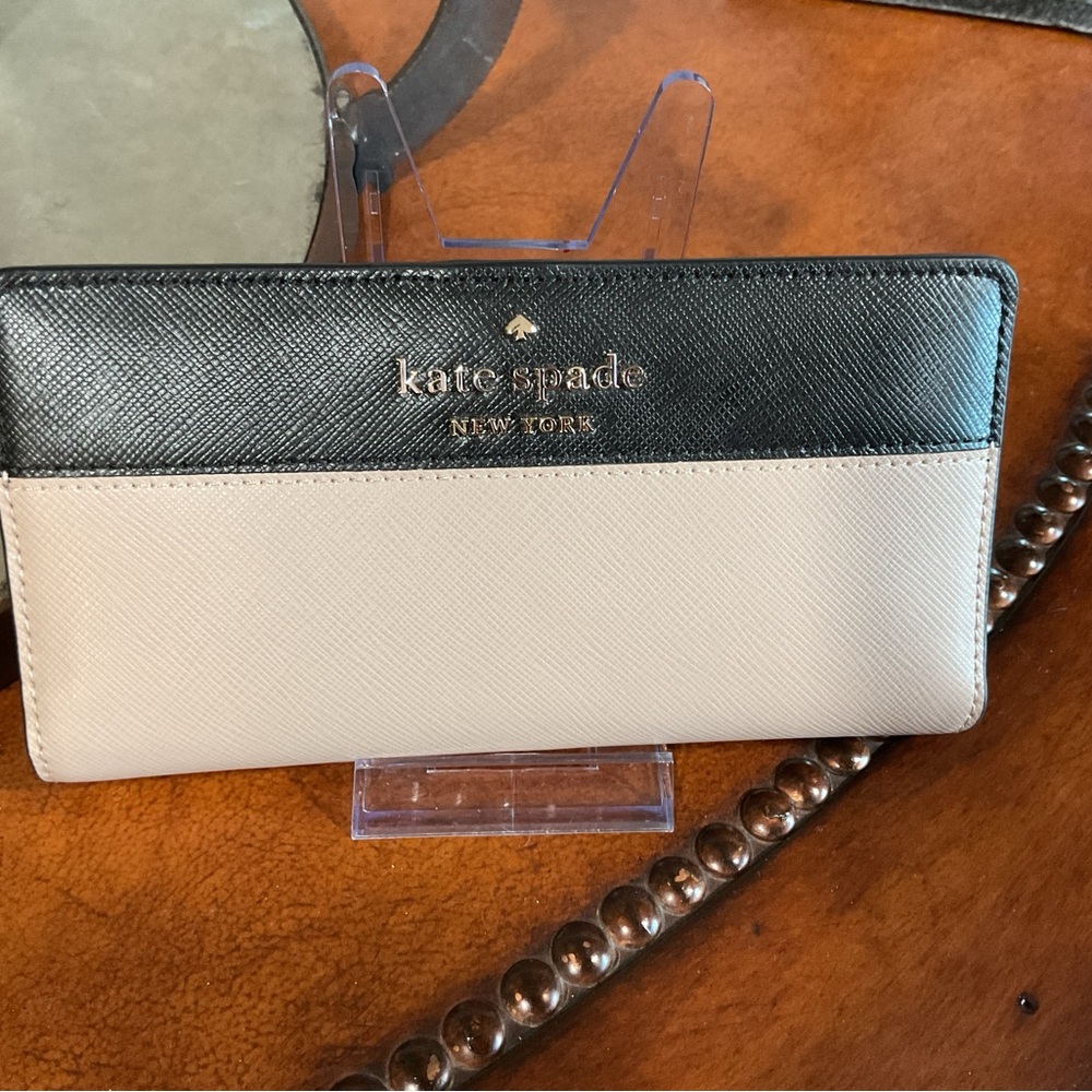 Kate Spade NWT Color Block Wallet 7x3.5